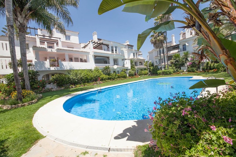 Los Naranjos de Marbella penthouse afgeprijsd naar 185.000 euro